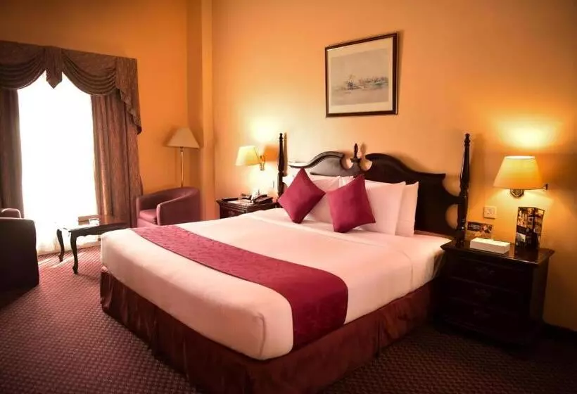 هتل Delmon International