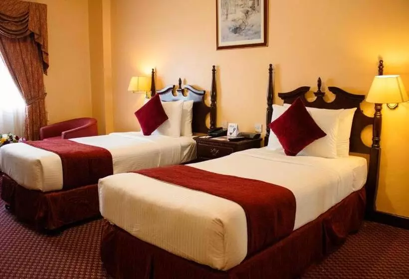 هتل Delmon International