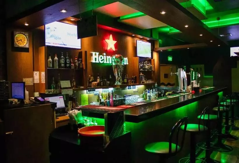 هتل Delmon International