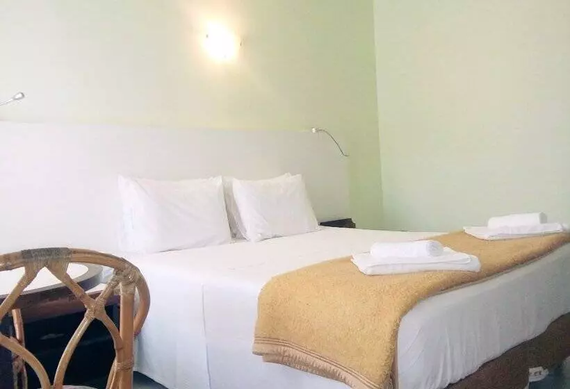 Apart Hotel Delphin Guaruja