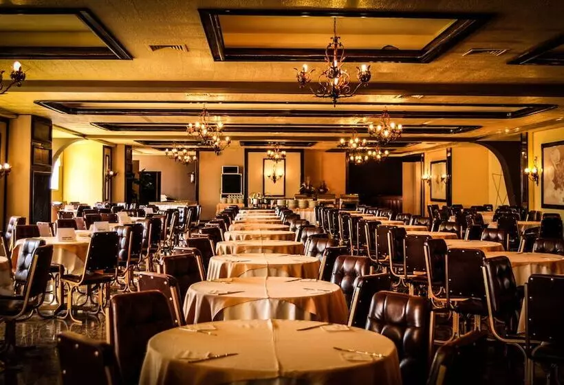 فندق Dom Pedro I Palace