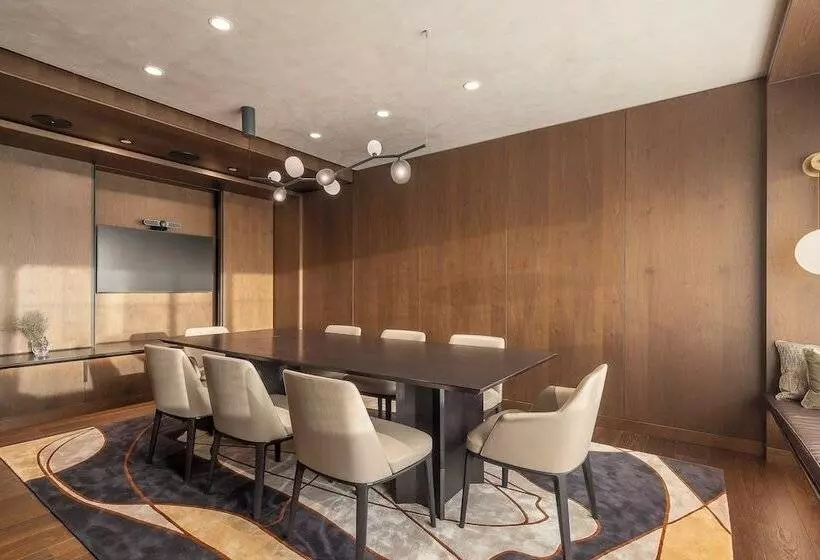 هتل Fairmont Golden Prague