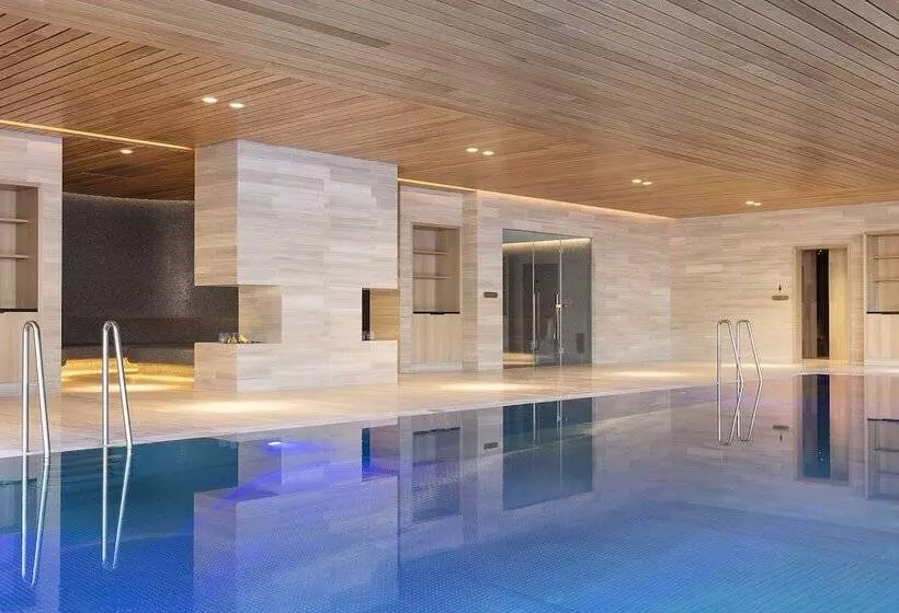 هتل Fairmont Golden Prague