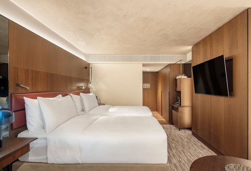 هتل Fairmont Golden Prague