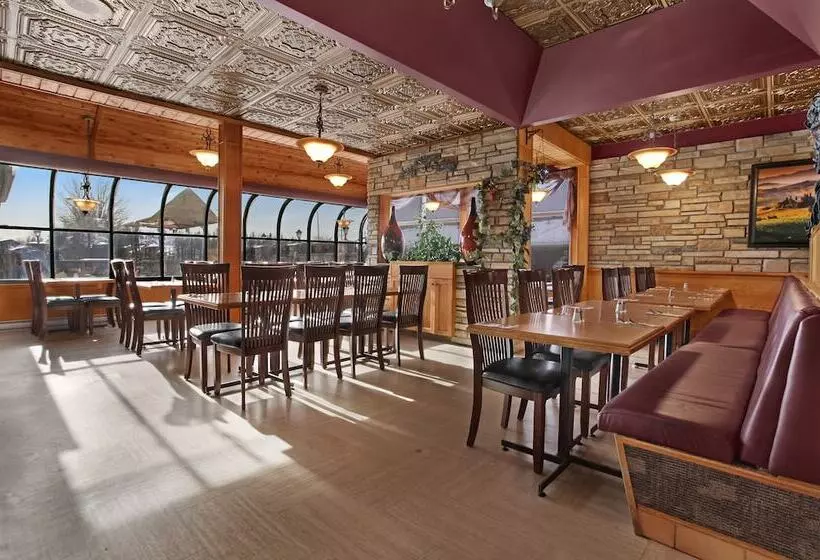 בית מלון כפרי Guest House Inn & Suites