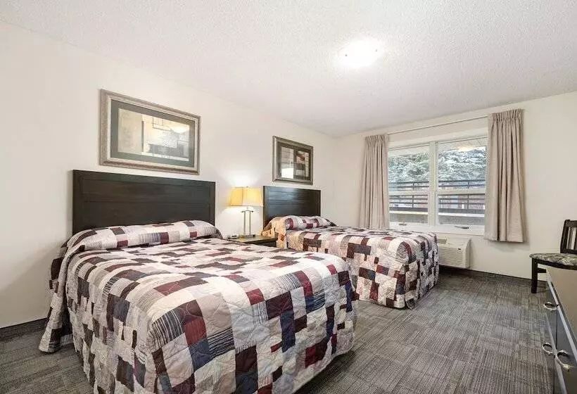 בית מלון כפרי Guest House Inn & Suites