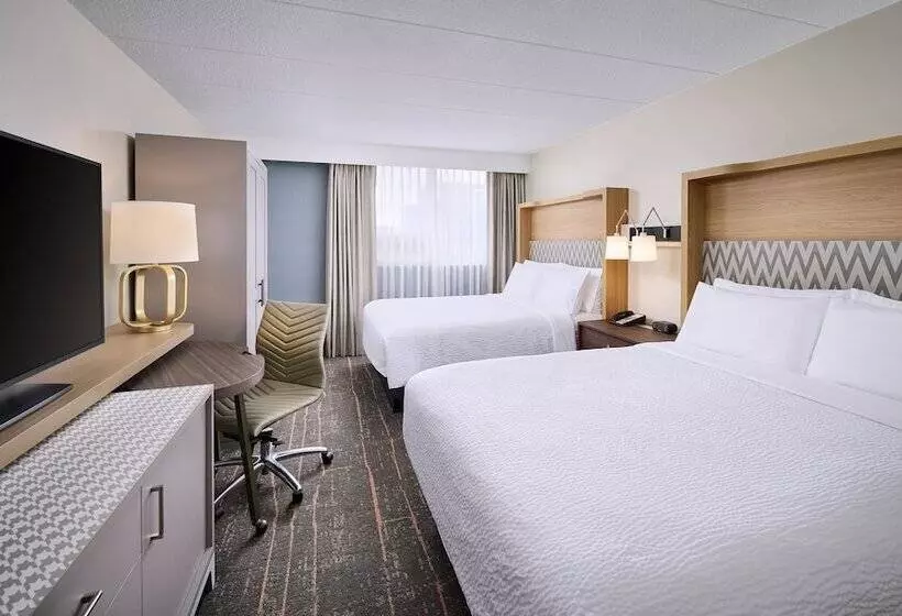 Holiday Inn Burlington Hotel & Conference Centre, An Ihg