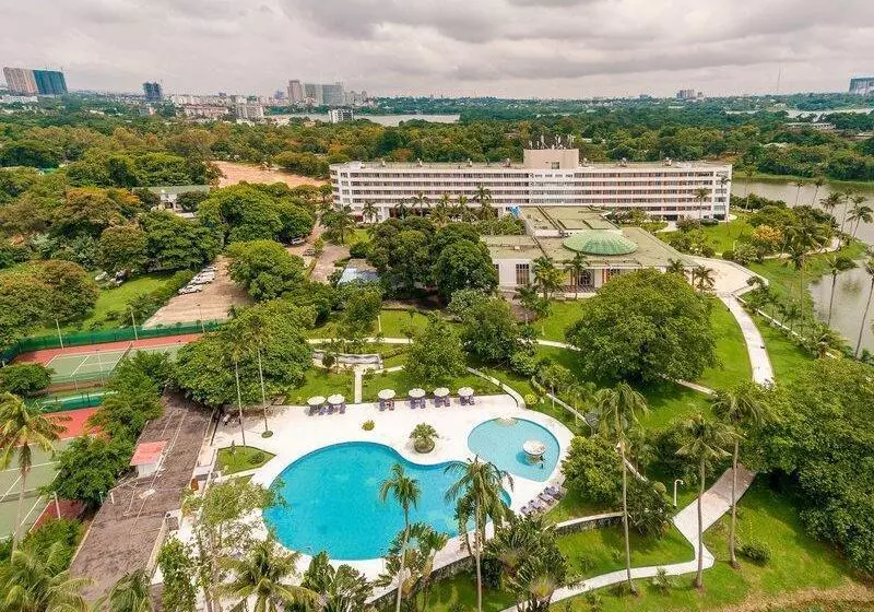Inya Lake Hotel Yangon