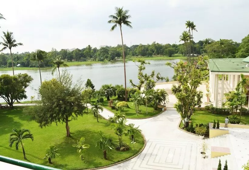 Inya Lake Hotel Yangon