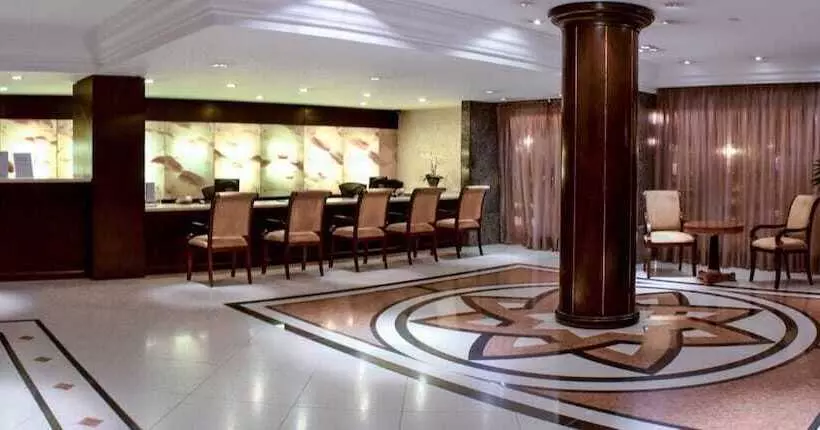 호텔 Mabu Curitiba Business