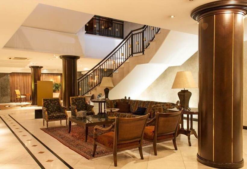 ホテル Mabu Curitiba Business