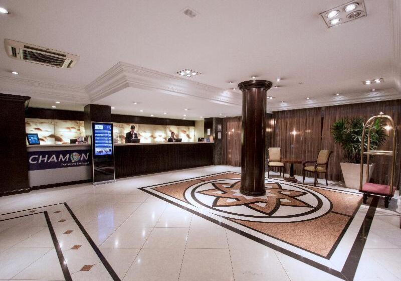 ホテル Mabu Curitiba Business