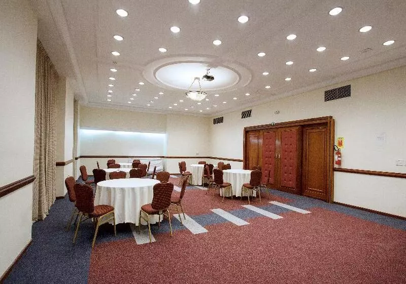 호텔 Mabu Curitiba Business