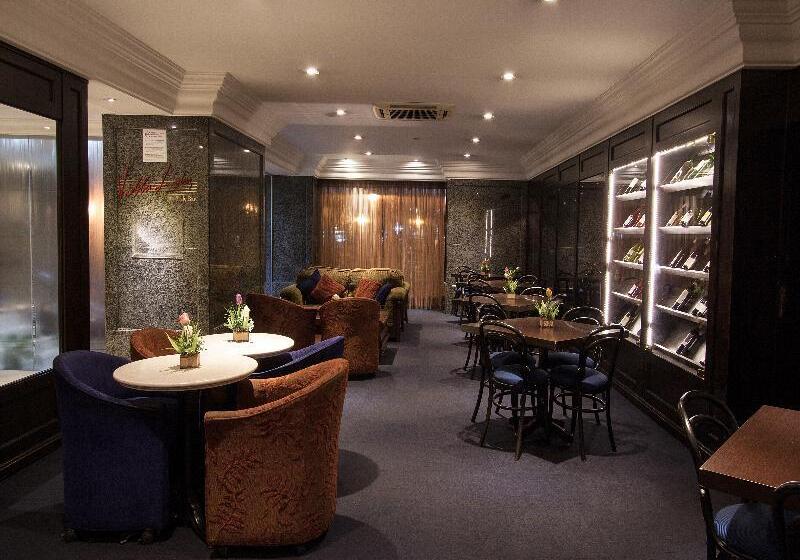 ホテル Mabu Curitiba Business