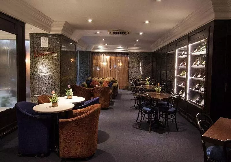 호텔 Mabu Curitiba Business