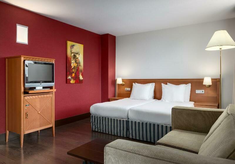 هتل Nh Gent Sint Pieters