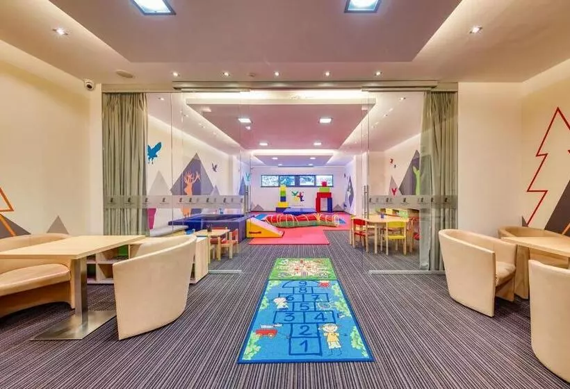 בית מלון כפרי Panorama Resort