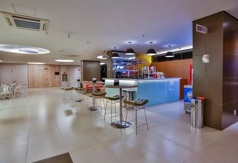 酒店 St Paul Plaza