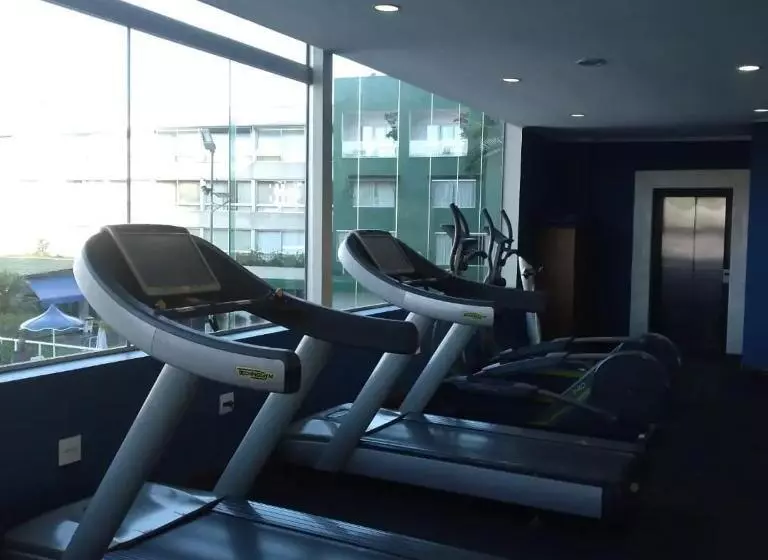 Radio Hotel Resort & Convention