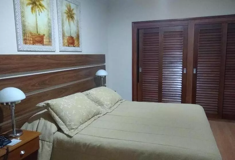 Radio Hotel Resort & Convention