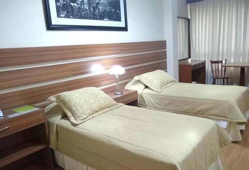 Radio Hotel Resort & Convention