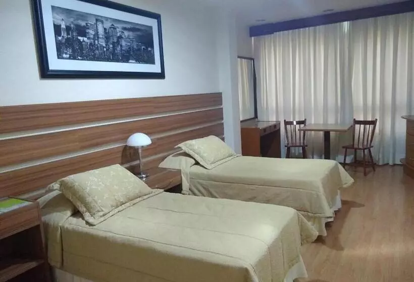 Radio Hotel Resort & Convention