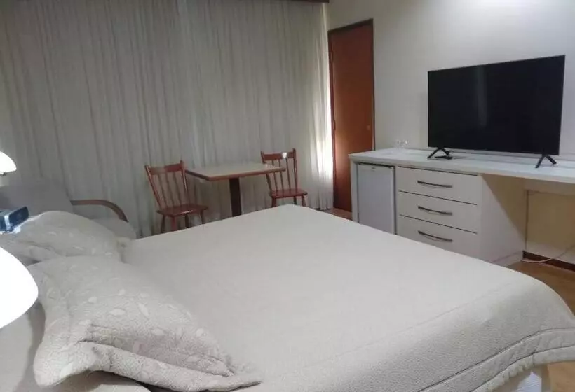 Radio Hotel Resort & Convention