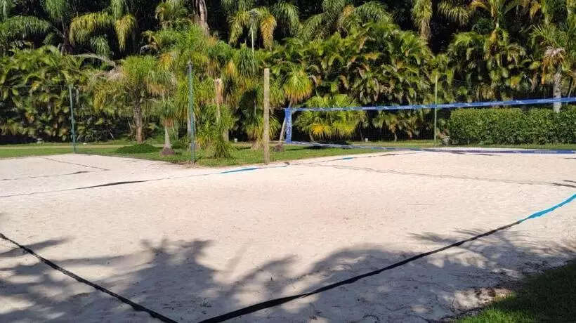 Radio Hotel Resort & Convention