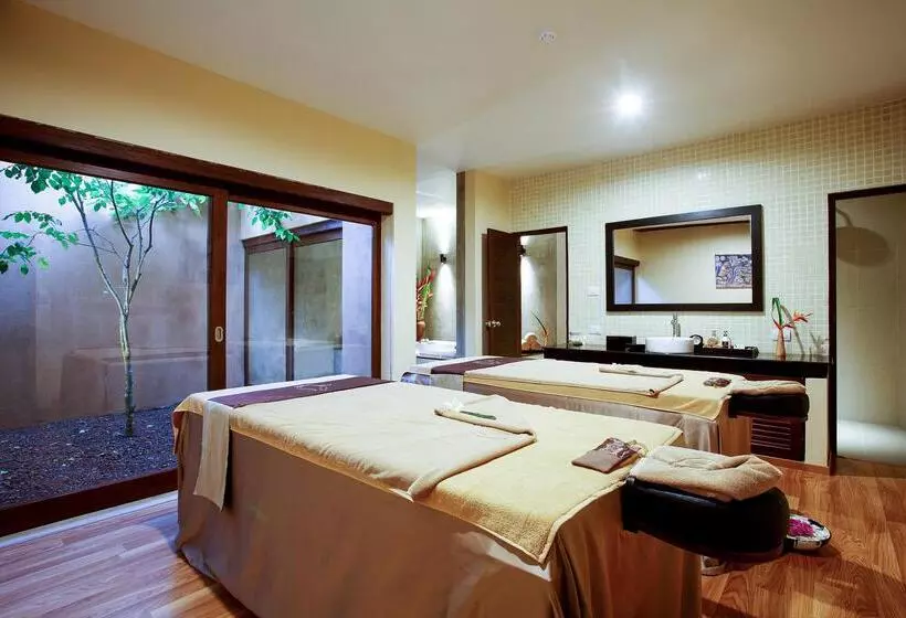 Nh Bentota Ceysands Resort