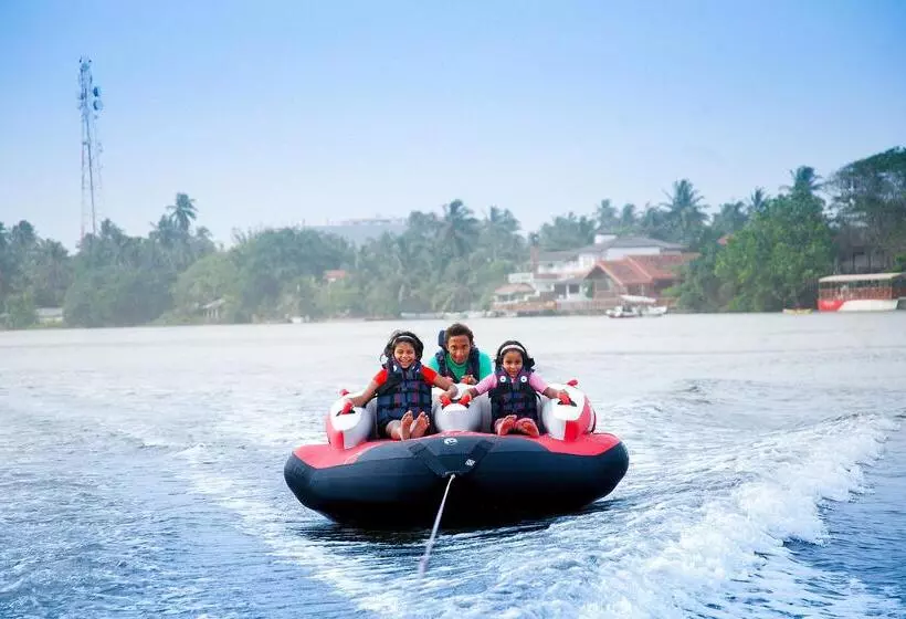 Nh Bentota Ceysands Resort