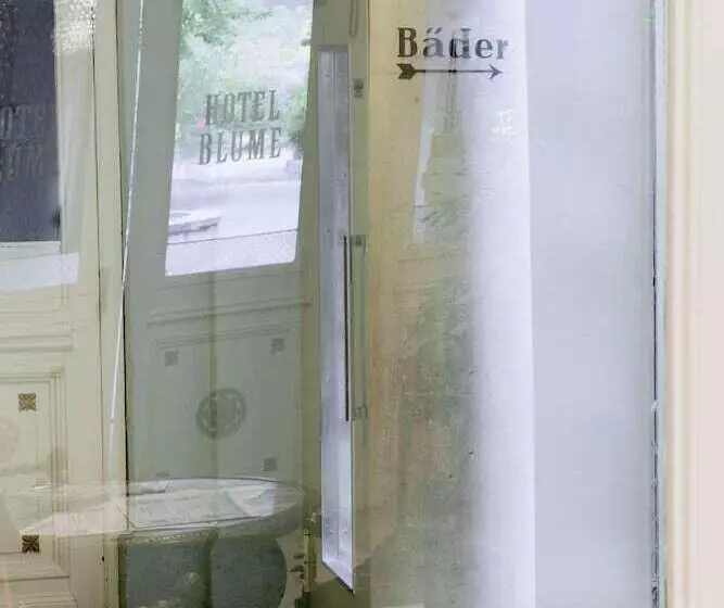 Blume Baden Hotel & Restaurant