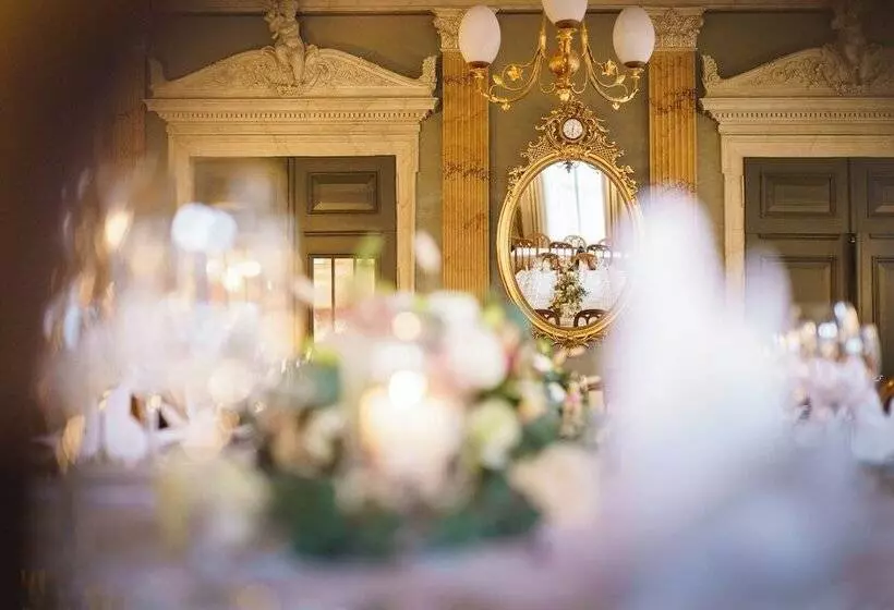 Blume Baden Hotel & Restaurant