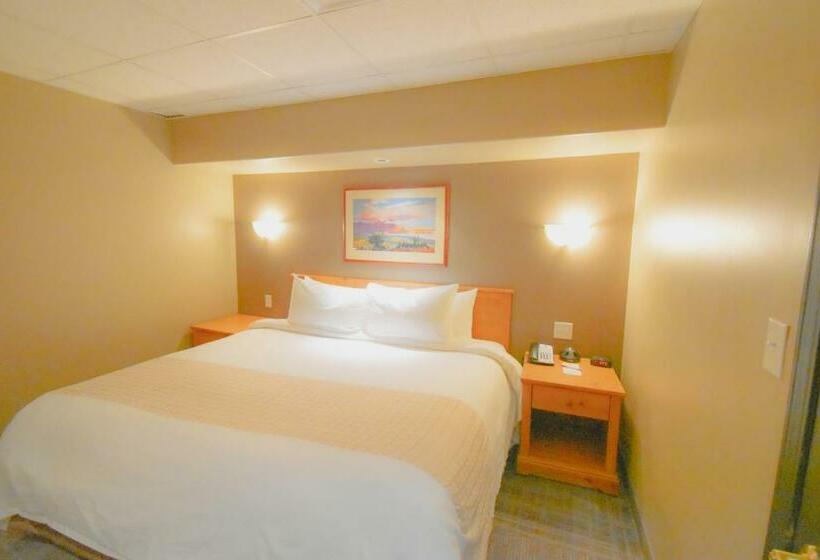 هتل Canad Inns Destination Centre Portage La Prairie