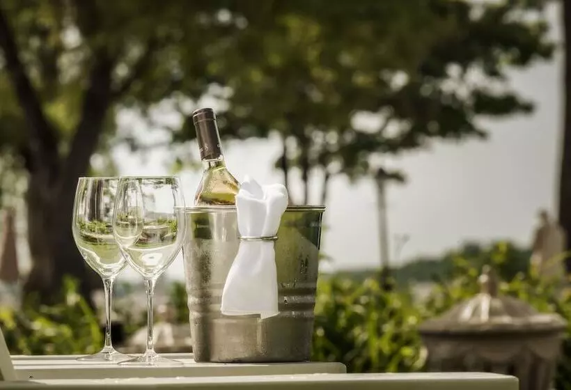 酒店 Chateau Vaudreuil