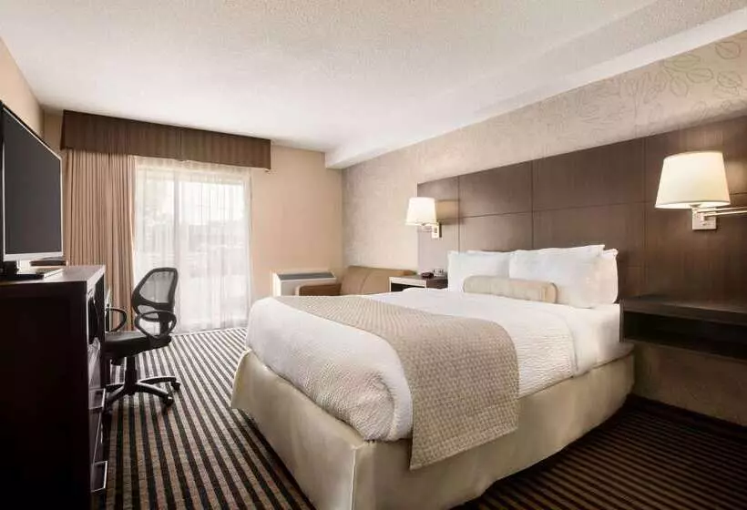 酒店 Days Inn By Wyndham Miramichi Nb