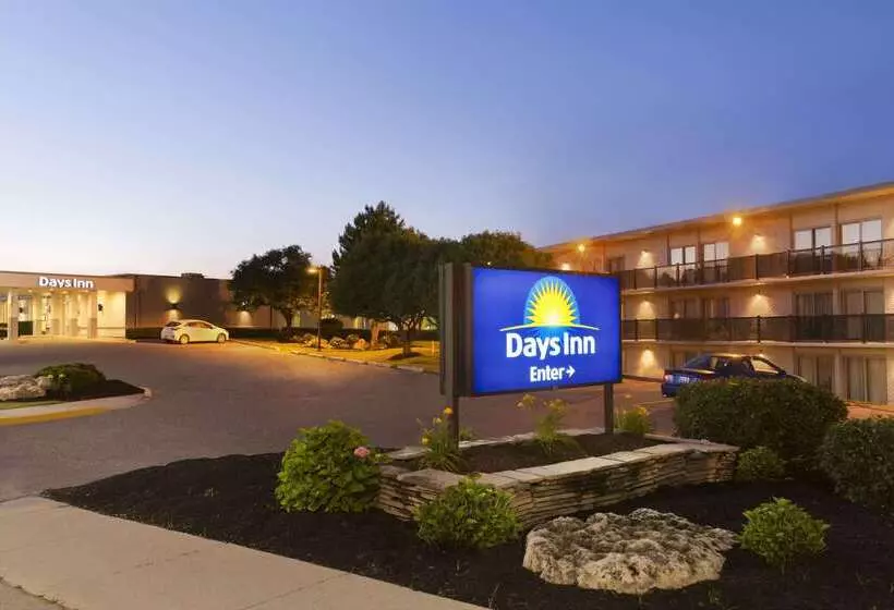 فندق Days Inn By Wyndham London