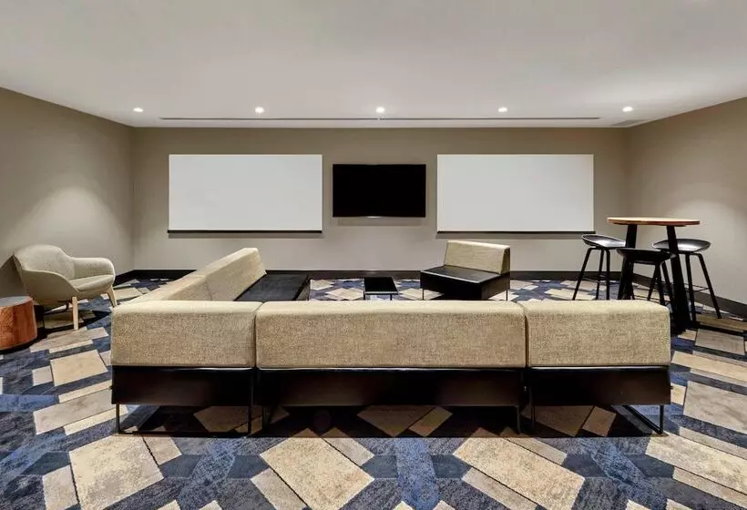 Delta Hotels By Marriott Calgary Downtown