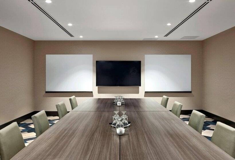 Delta Hotels By Marriott Calgary Downtown