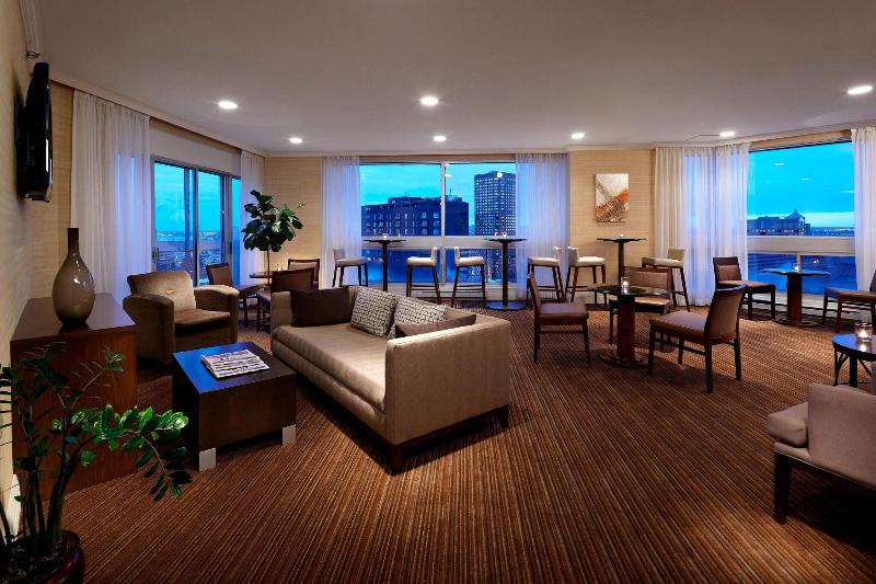 Delta Hotels By Marriott Montreal