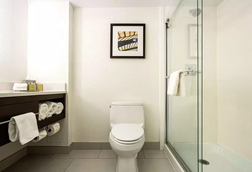 酒店 Doubletree By Hilton Kitchener