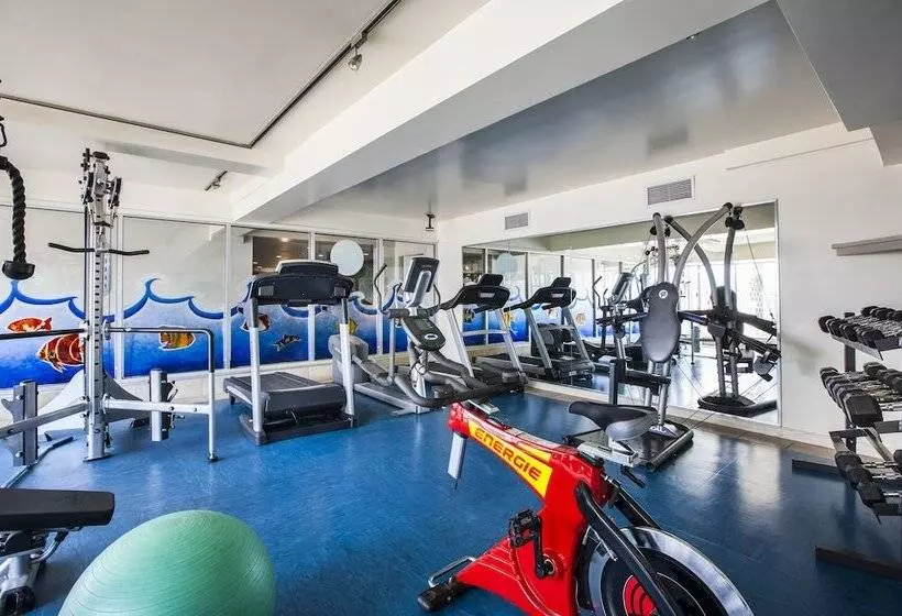 Отель Espresso Montreal Centre Ville / Downtown