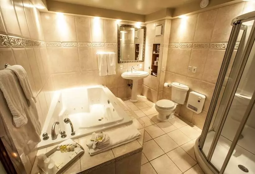 Отель Espresso Montreal Centre Ville / Downtown