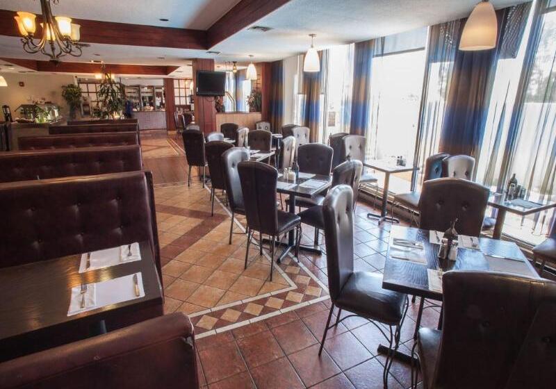 فندق Espresso Montreal Centre Ville / Downtown