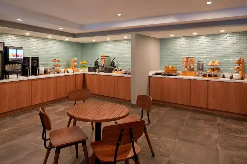 فندق Fairfield Inn By Marriott Montreal Downtown