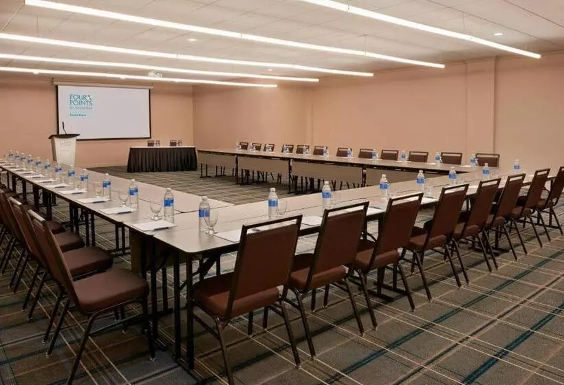 Hotel Four Points By Sheraton Toronto Airport