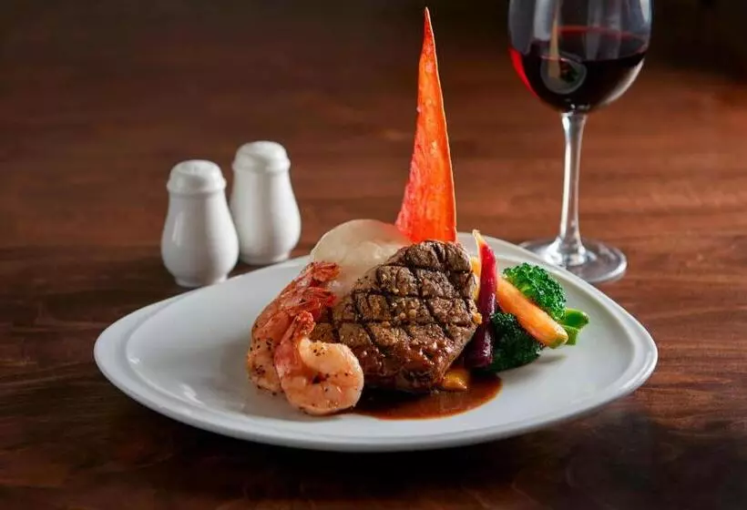 Hotel Four Points By Sheraton Toronto Airport