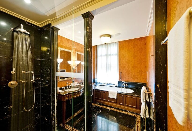 Grand Hotel Les Trois Rois