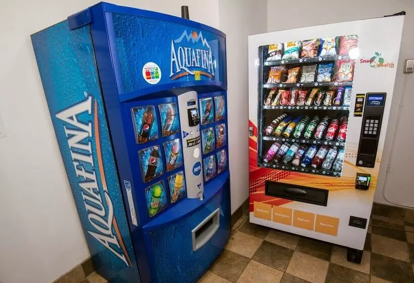 Hotell Holiday Inn Express Red Deer, An Ihg