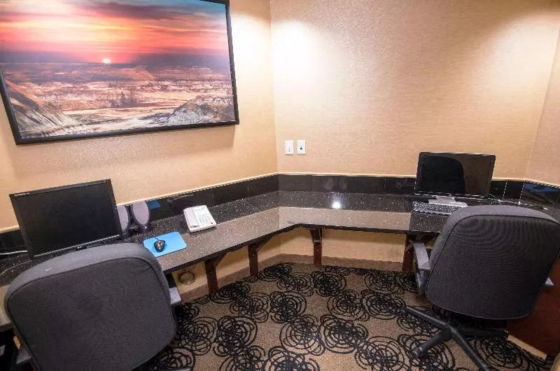 Hotell Holiday Inn Express Red Deer, An Ihg