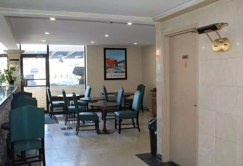 Hotelli Surestay Plus By Best Western Windsor